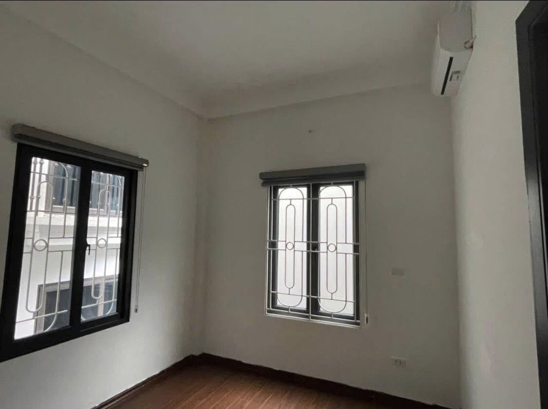 Cho thuê nhà ngõ Minh Khai, 5 tầng, 37m2, 4 ngủ, 3 vệ sinh, 12 Triệu - Ảnh 2